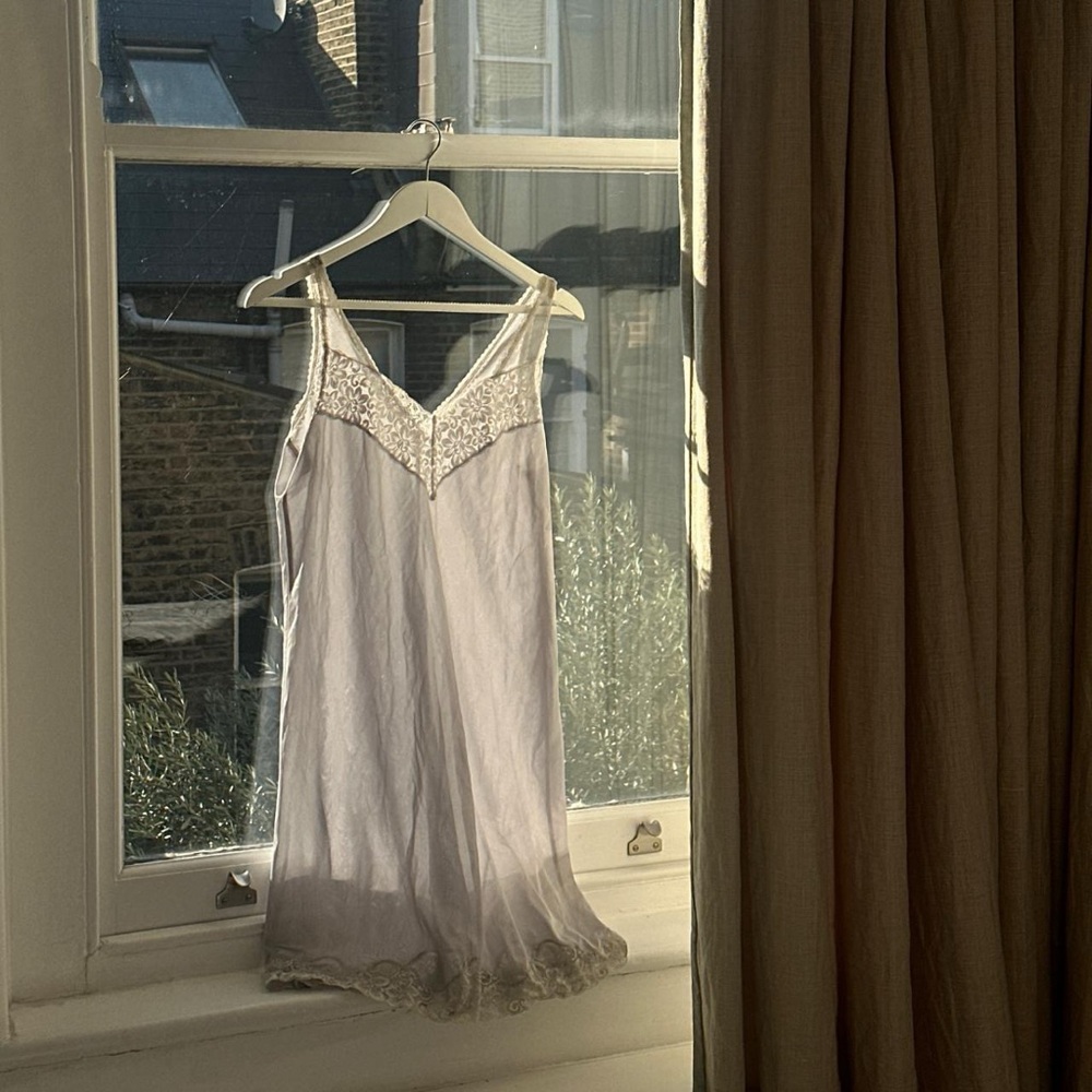 Elegant White Lace Trim Sleepwear Baby blue-grey vintage lacy detail slip dress